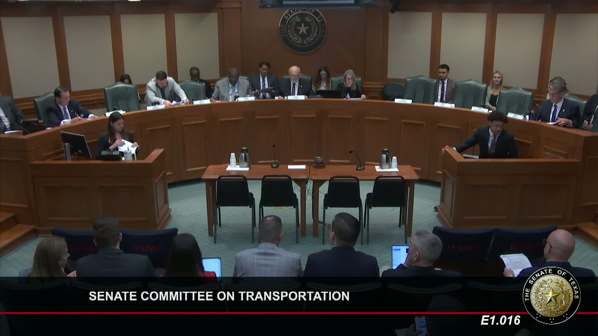 Panel advances bill clarifying release of crash-report data to law enforcement and records partners