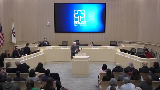 Michael Hannon takes mayoral oath of office surrounded by family