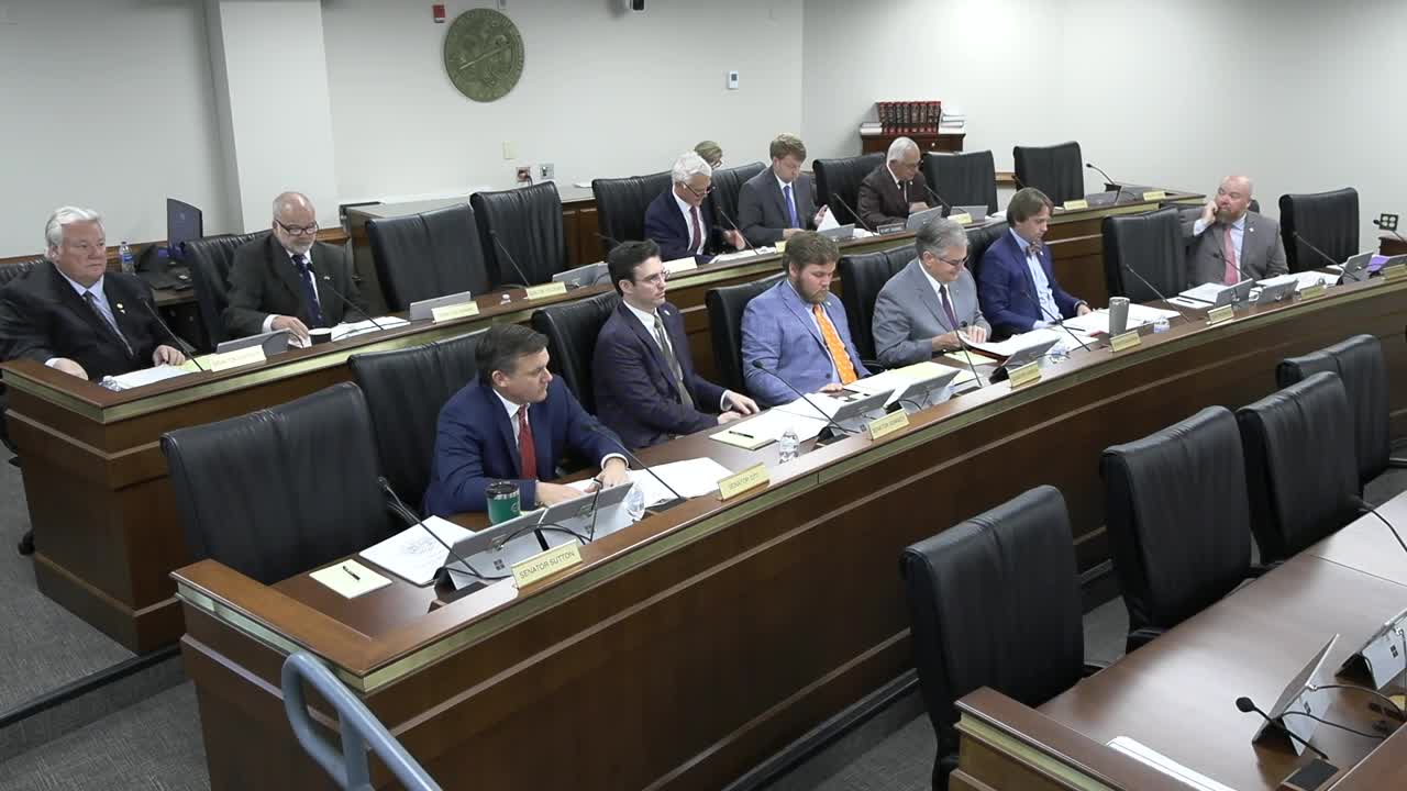 South Carolina Bill H3813 extends bear hunting season in Game Zone 1