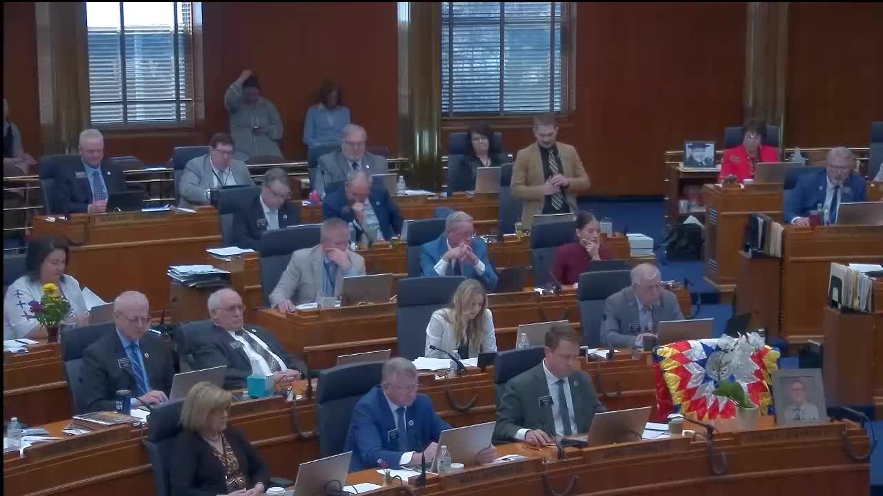 North Dakota House approves statewide ban on student personal electronic devices during school day