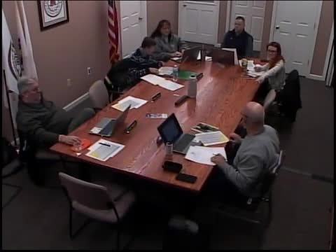 Hubbardston approves host community agreements with Paper Crane, Lovewell Provisions; includes three‑year auto‑renew