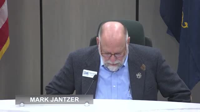 Wynaut Council discusses citizen engagement following successful neighborhood meetings