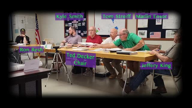 Community discusses water issues and artesian wells in local meeting