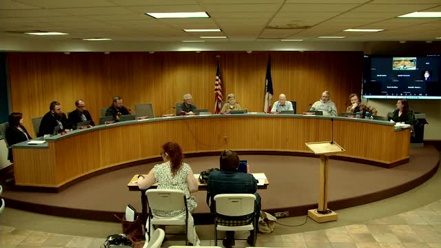 City Council debates roundabout design near local schools with 4-3 vote