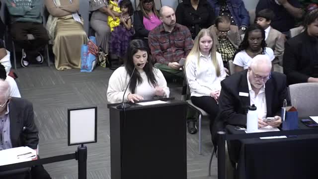 Mayor Johnson inaugurates Manor Youth Advisory Commission and approves summit attendance