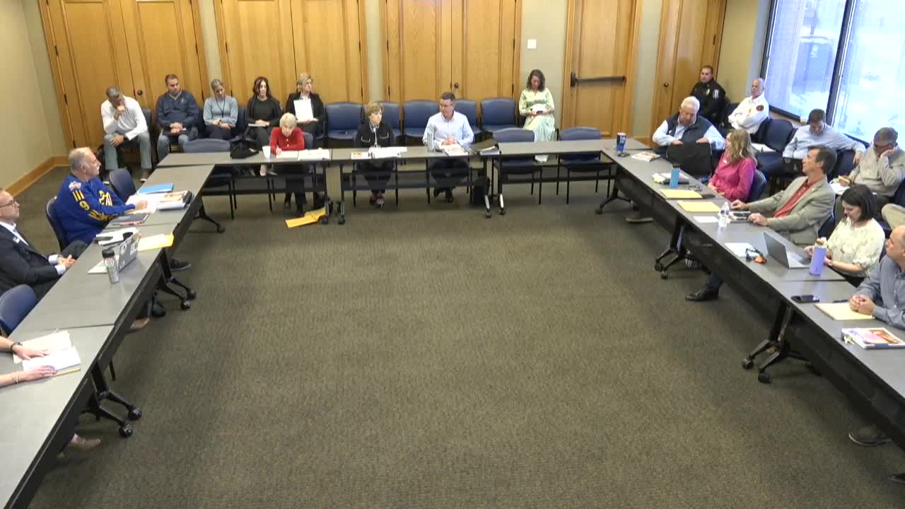 Commission to advertise ad hoc Veterans Memorial committee; members, fundraising and 18-month limit discussed