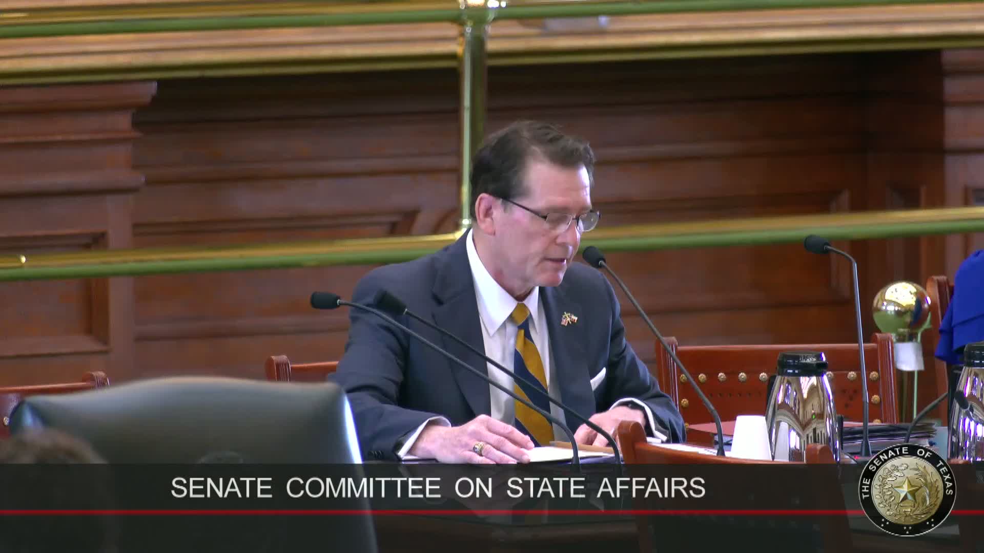 Bill would let courts disqualify prosecutors who refuse to pursue election offenses; opponents call it vague and dangerous to prosecutorial discretion