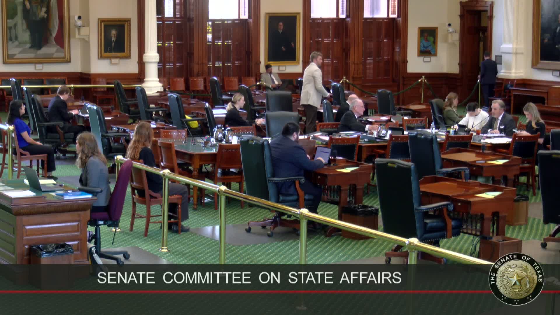 Senate committee hears bill to bar contractors on public land from banning licensed handgun carry