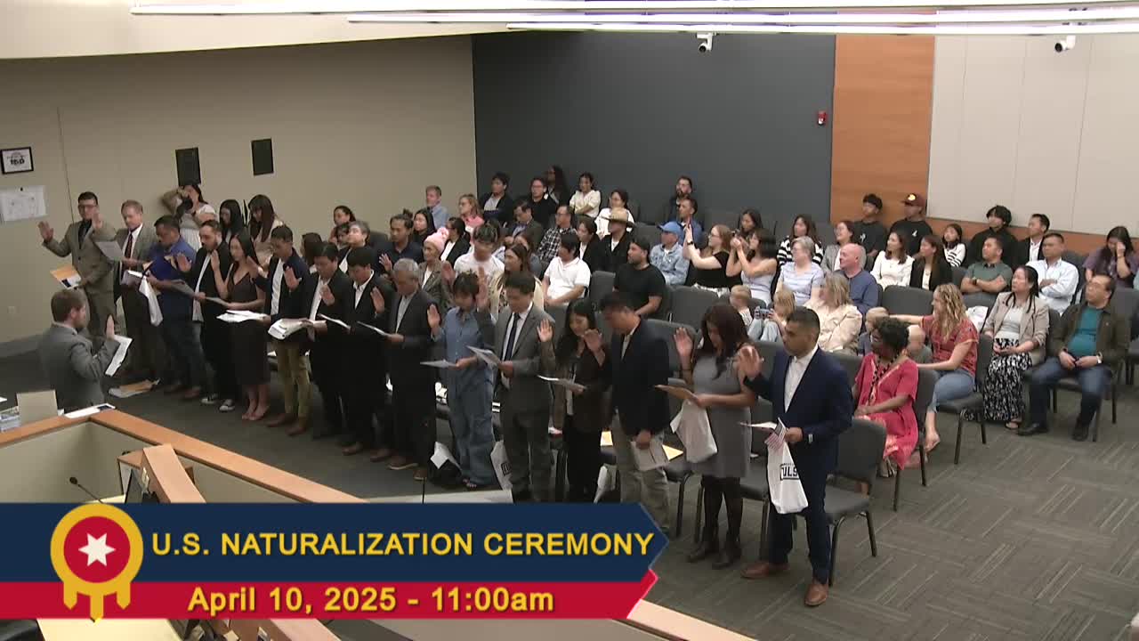Mayor of Tulsa welcomes new citizens at naturalization ceremony