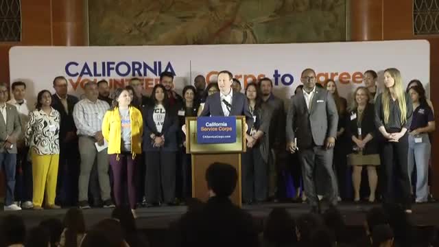 Governor Newsom and Mayor Richardson celebrate California Service Corps success in Long Beach