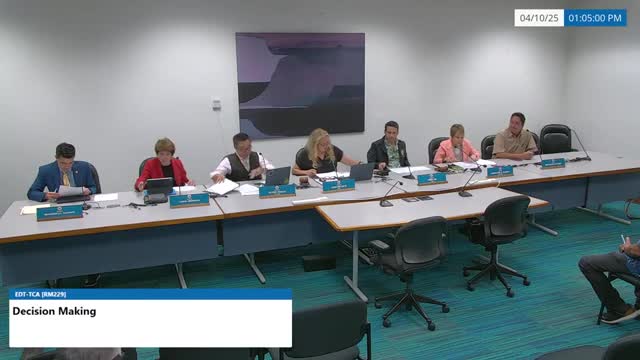 Senate committees pass HCR 142 to expand airport greetings art program to neighbor islands