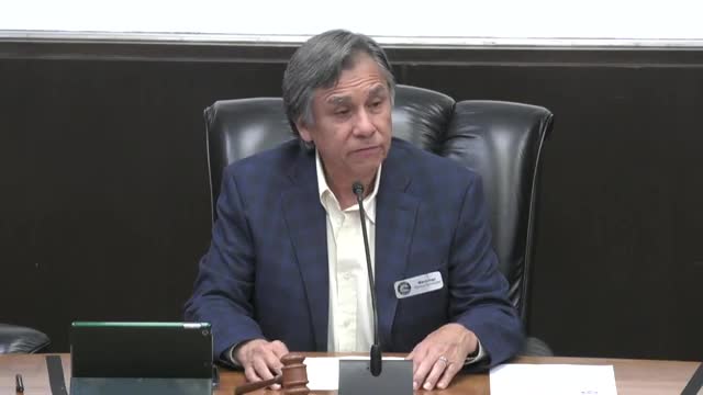 El Segundo planning staff walks commissioners through department functions, entitlements and rules