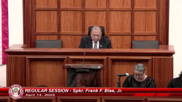 Senator Luhan addresses assembly as majority leader