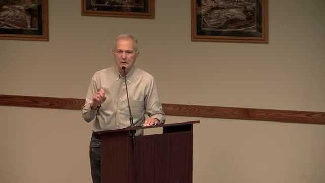 Citizens advocate for sidewalks on Burley and Fifteenth Streets during city meeting