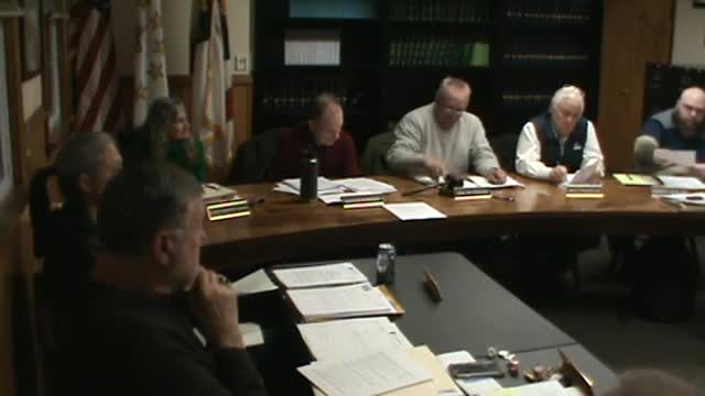 Town Council debates closing offices on December 23 for staff morale boost