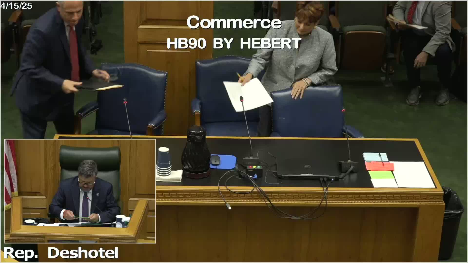 Committee favors bill to count calendar days for bank disclosure requests