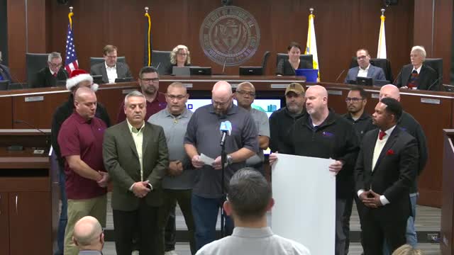 Aurora Veterans Advisory Council donates $25000 to Rebuilding Together Aurora