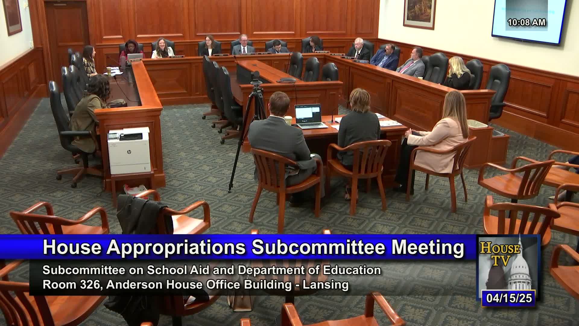 Education committee considers reforms to personalize learning and mandate course flexibility