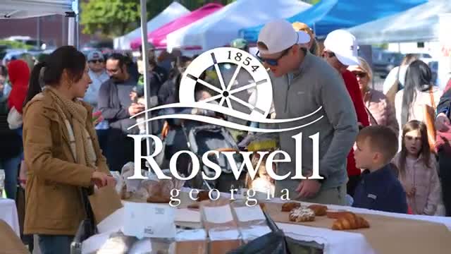 Mayor Wilson celebrates reopening of Roswell Farmers Market with community leaders