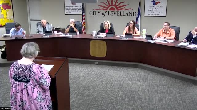 Community advocates urge weekend hours for local shelter access