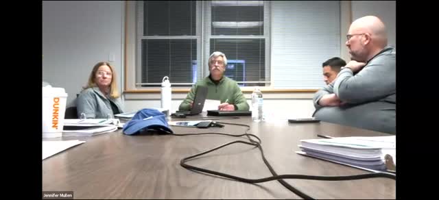 Tom Pendleton volunteers to address town challenges at community meeting