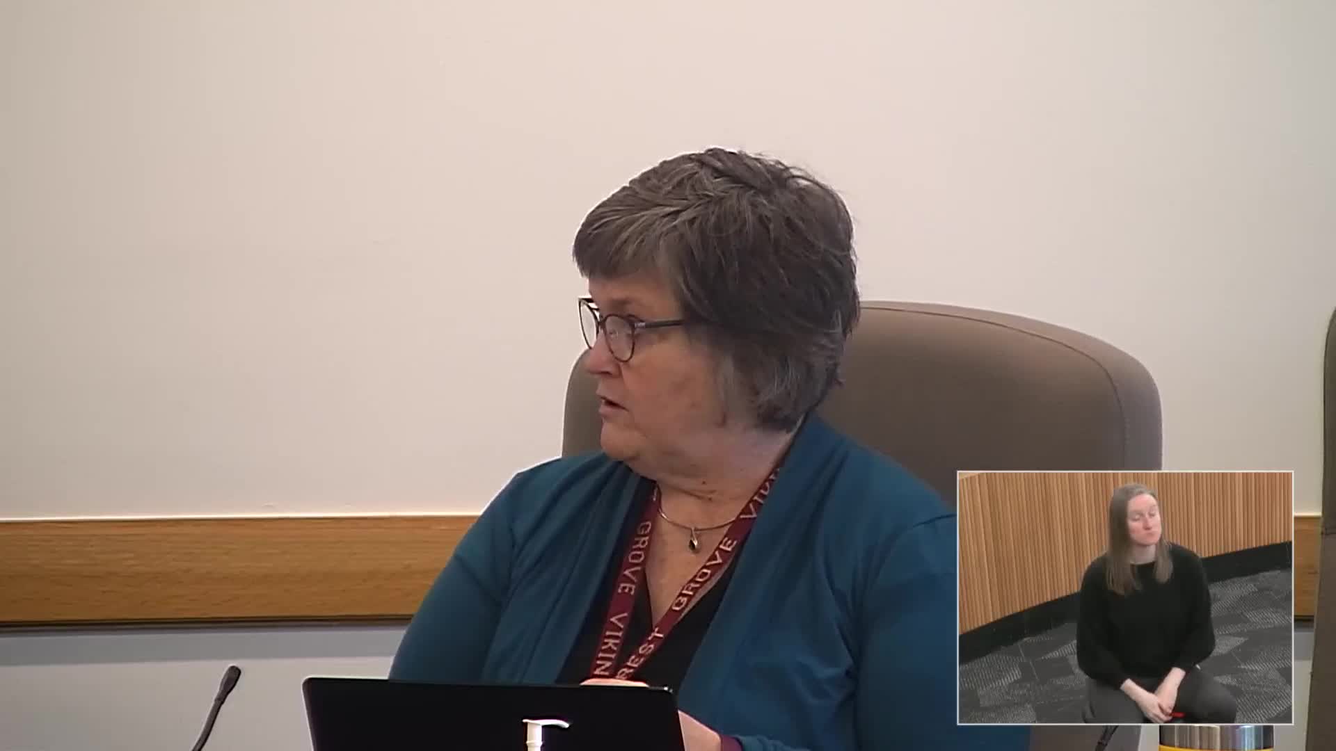 Oregon Senate discusses mandatory salary data collection for all education staff