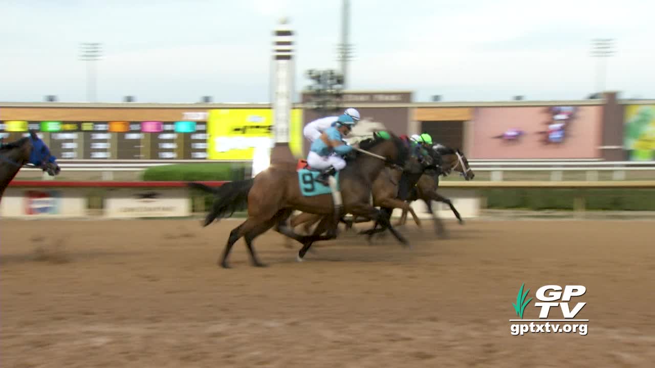 Lone Star Park opens 20th season of horse racing in Grand Prairie