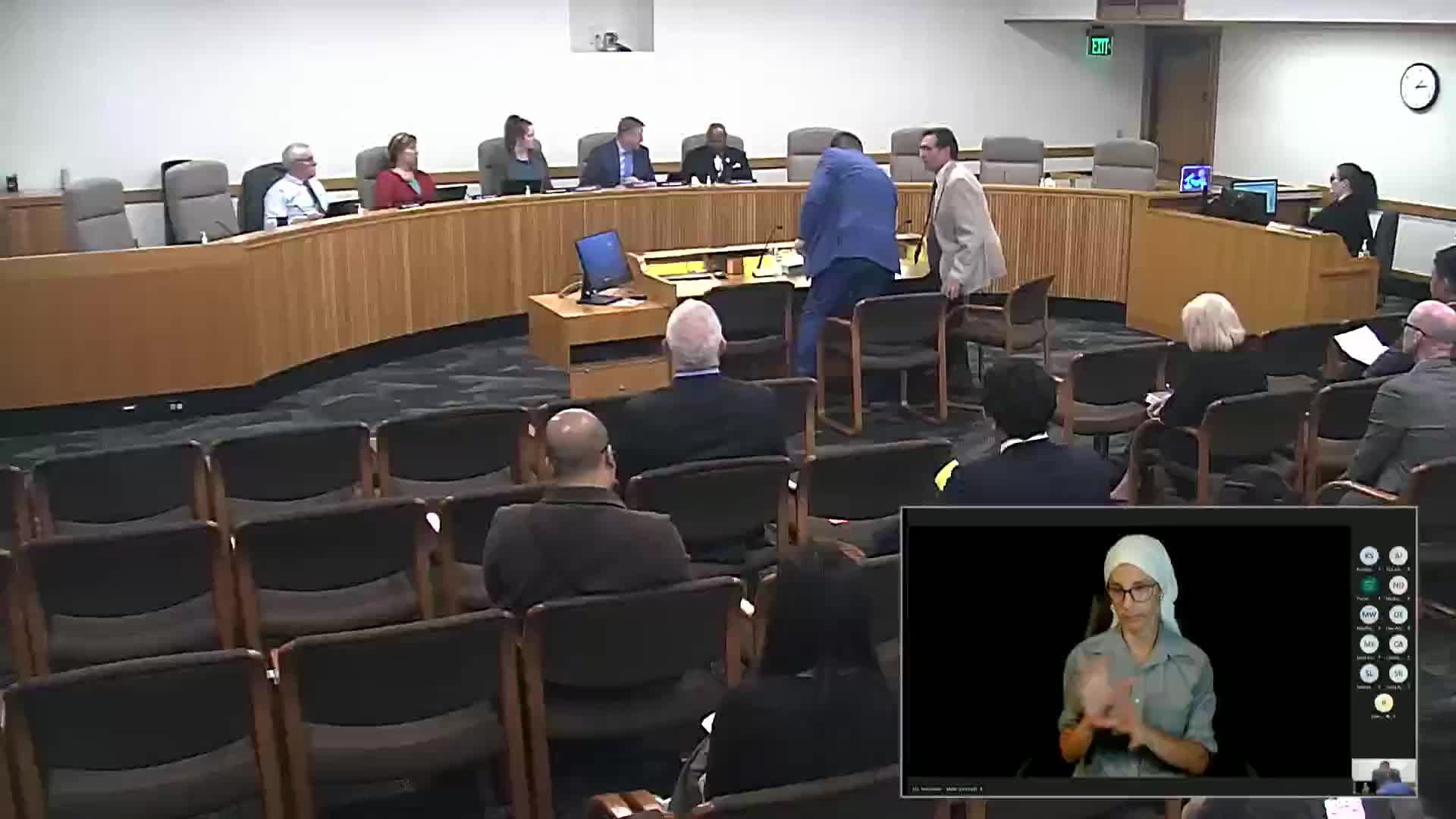 Rules Committee advances memorials, employee privacy and recognition resolutions to the Senate floor