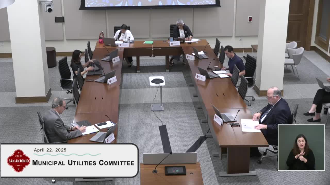 Committee approves March 25 minutes