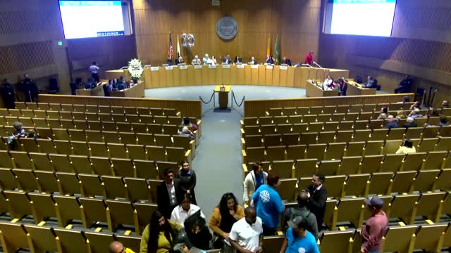 Long Beach City Council updates airport noise ordinance and addresses safety concerns