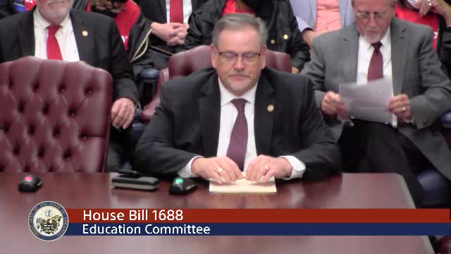 Senate committee approves reforms for school board appointments and community service credits