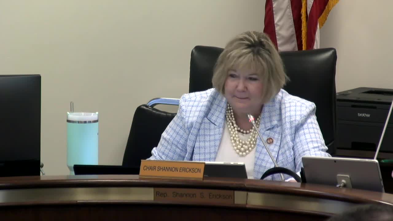 Committee advances "Move Over" bill to extend move-over requirement to non-emergency vehicles