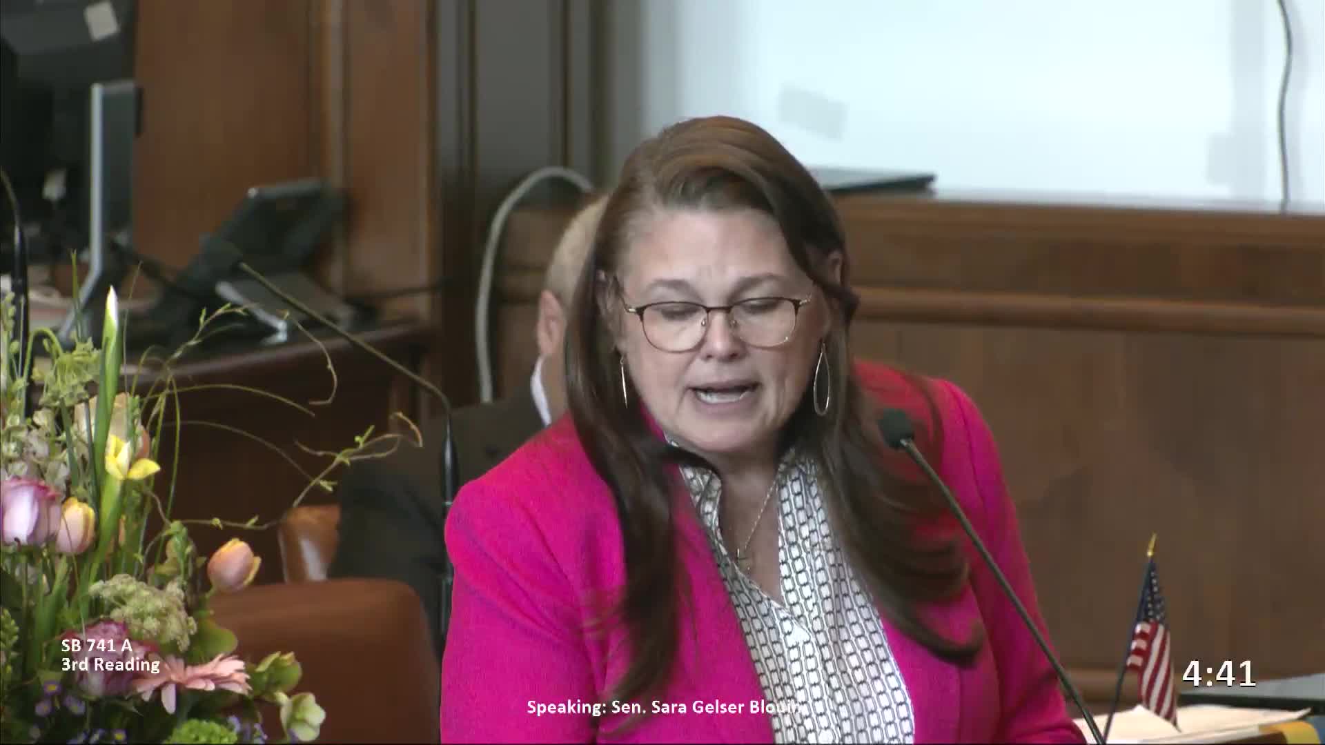 Oregon Senate passes Bill 741A to improve child welfare system for foster children