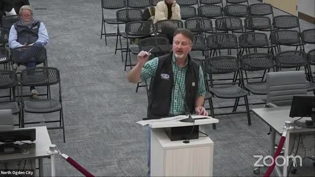 City Council reviews splash pad and pickleball court proposals for new park space
