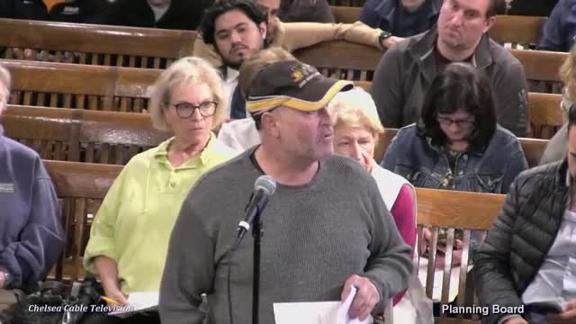 Two‑family redesign on Grandview Road prompts neighbor concern about shadows, drainage and parking