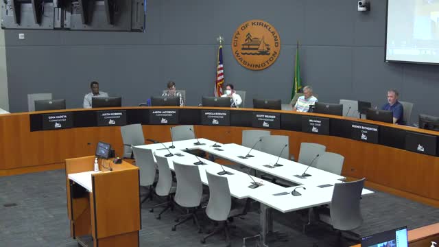 Kirkland resident Schmahal raises traffic concerns over proposed seven-story development