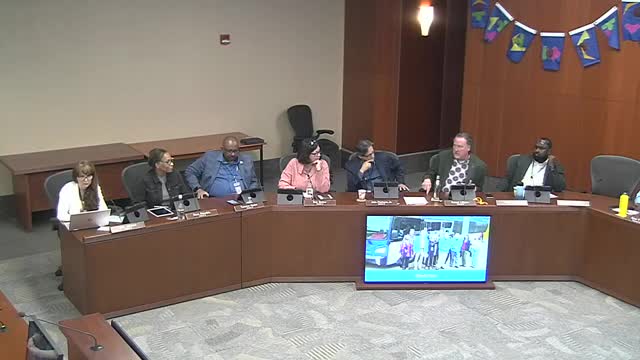 Minneapolis council addresses community concerns around Franklin LRT station closures
