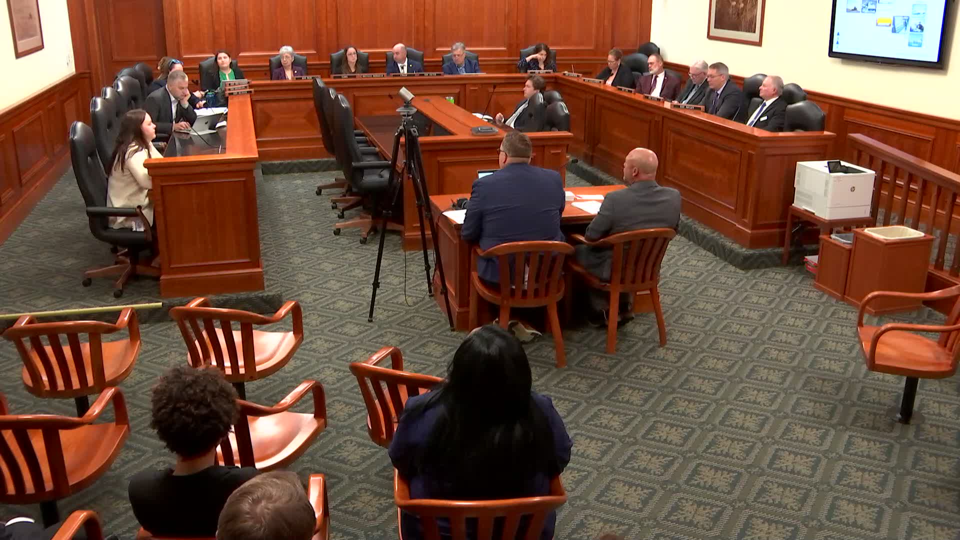 Michigan lawmakers debate soybean usage amid concerns of fall food shortages