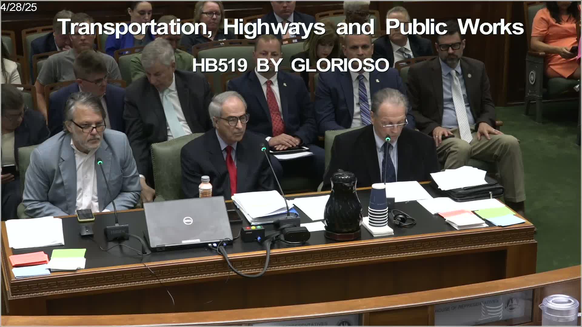 Citizens oppose new distracted driving bill at Louisiana legislative hearing