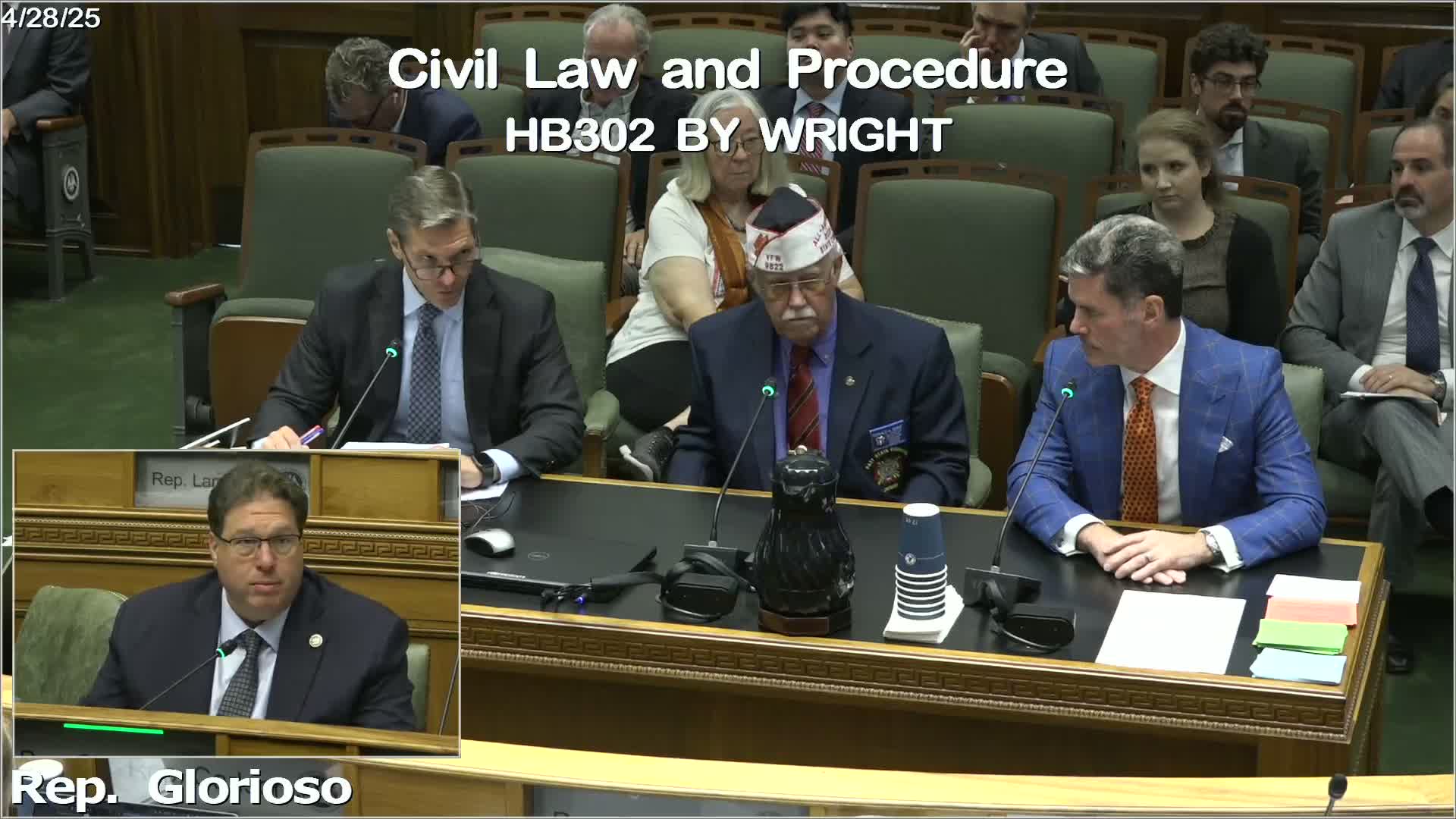 Legal Expert critiques bill over unfair plaintiff requirements in asbestos lawsuit