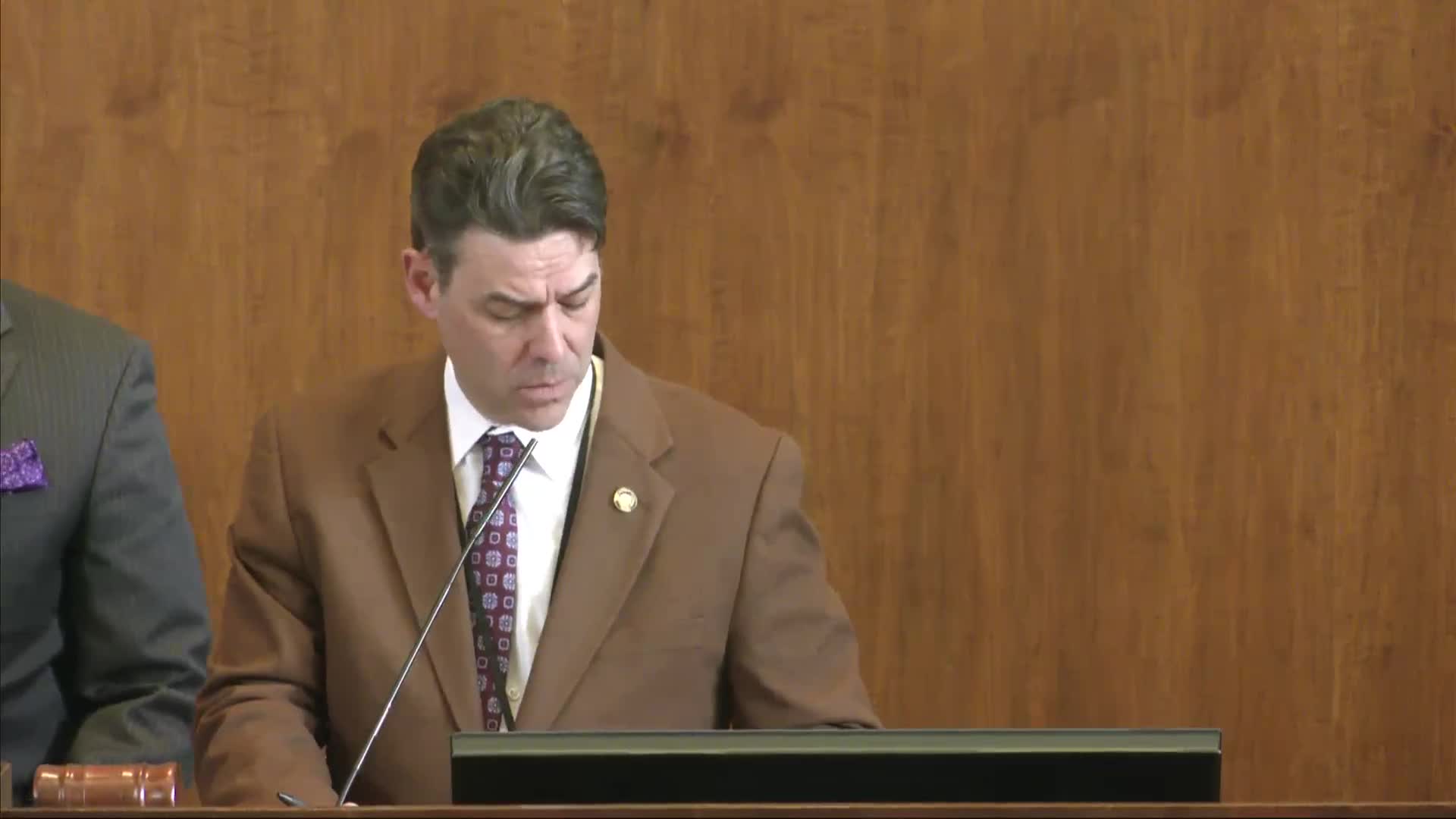 Senate approves SB 974 to expedite Oregon housing approval processes