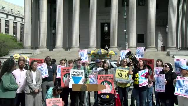 Activists demand shutdown of Rikers Island in immigrant rights rally