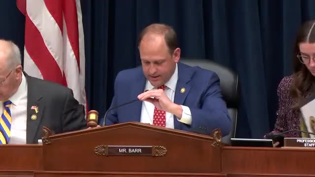 Financial Institutions Subcommittee examines regulations impacting community banks amid governance concerns