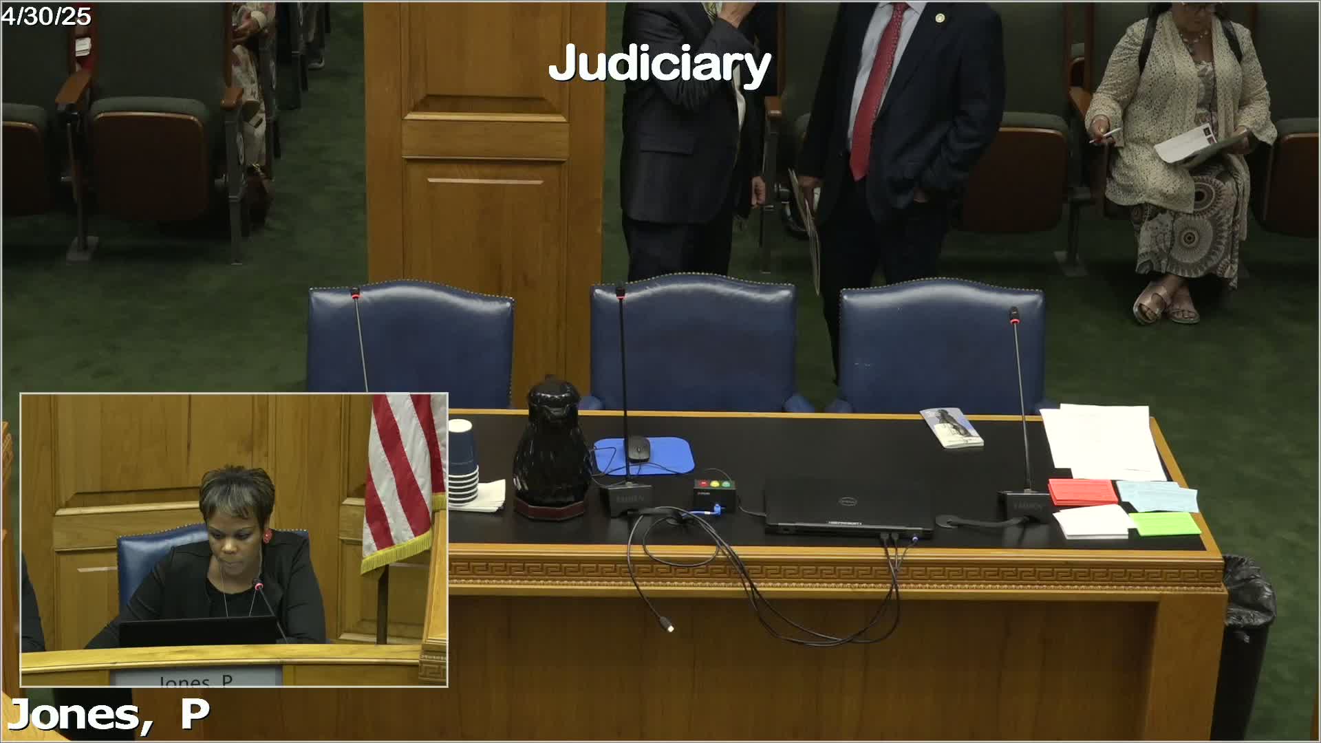 Committee advances bill to deem utility linemen first responders to speed disaster response