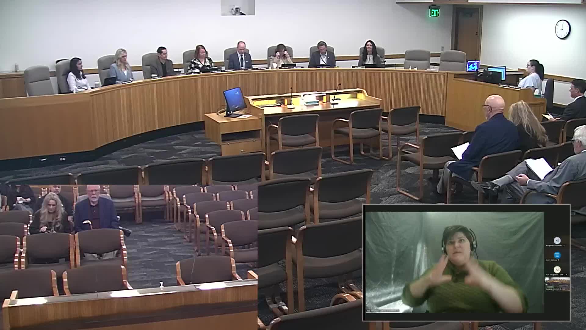 Rules committee honors former Senate President Peter Courtney and approves lounge naming in amended resolution