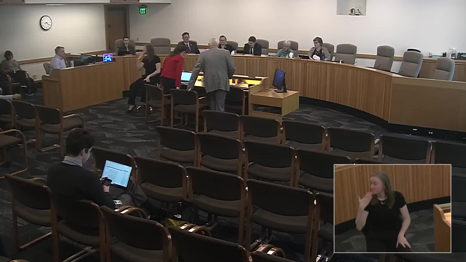 Oregon legislature passes House Bill 2530 to enhance school bus safety with stop arm cameras