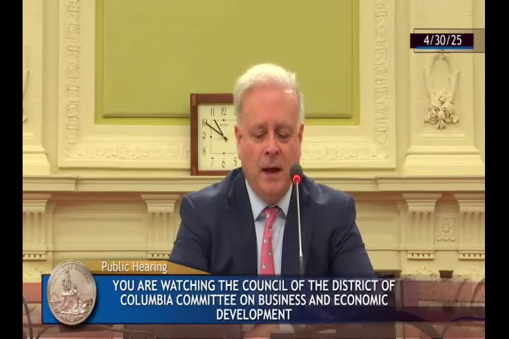 Chairman Mendelson introduces Bill 206147 to make streetery program permanent
