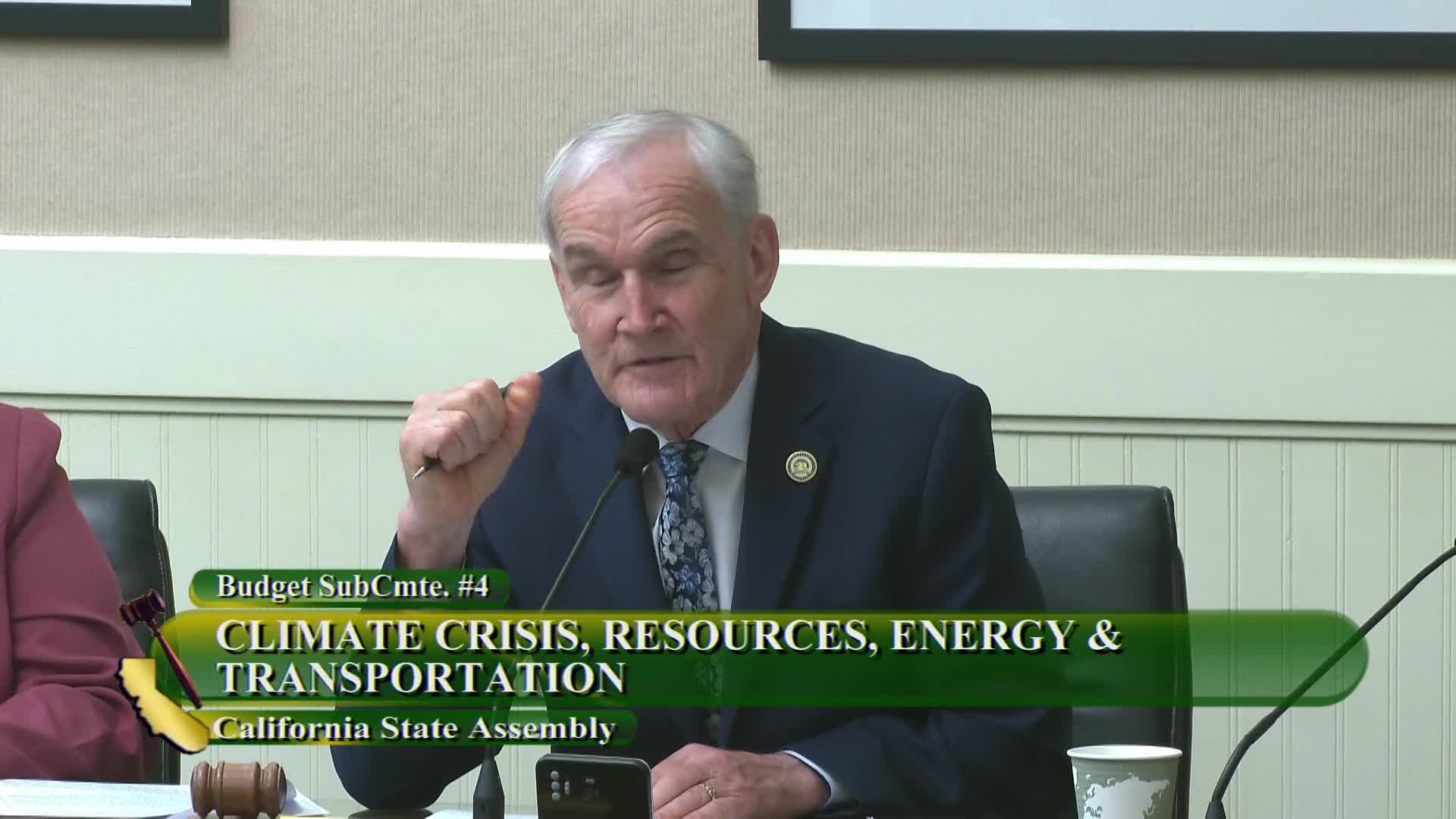 California experts advocate for grid-scale battery investment and carbon credit reform