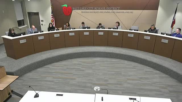 Superintendent Grant praises teachers at Highland IB program meeting