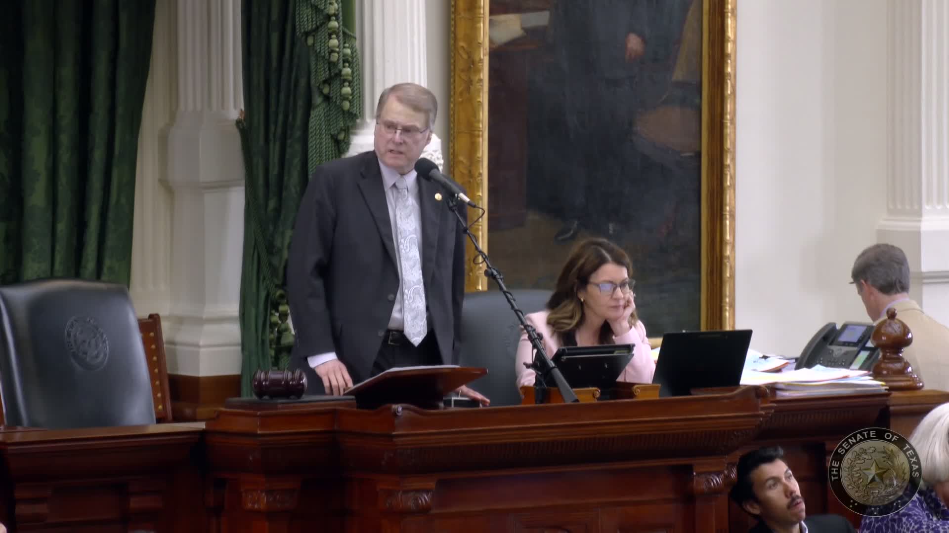 Senate bans payments to medical professionals for referrals to unlicensed group homes